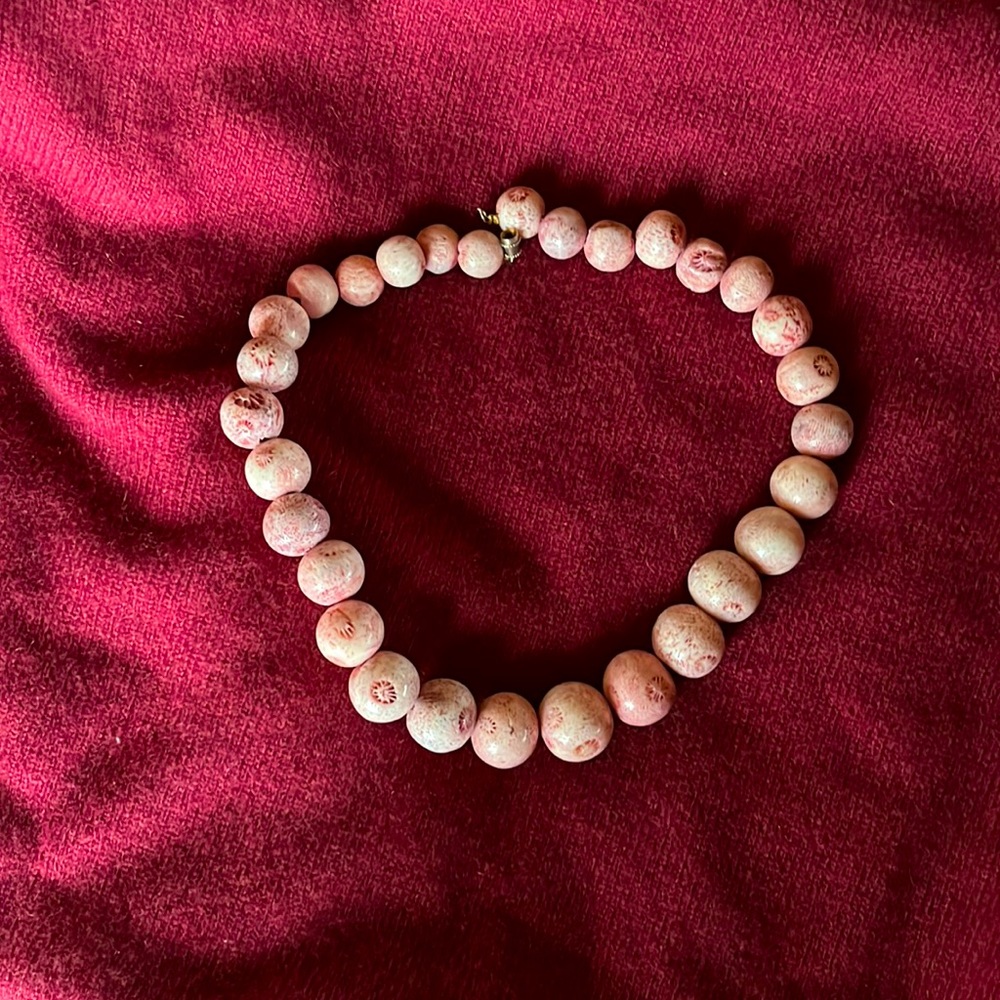 Pink coral choker